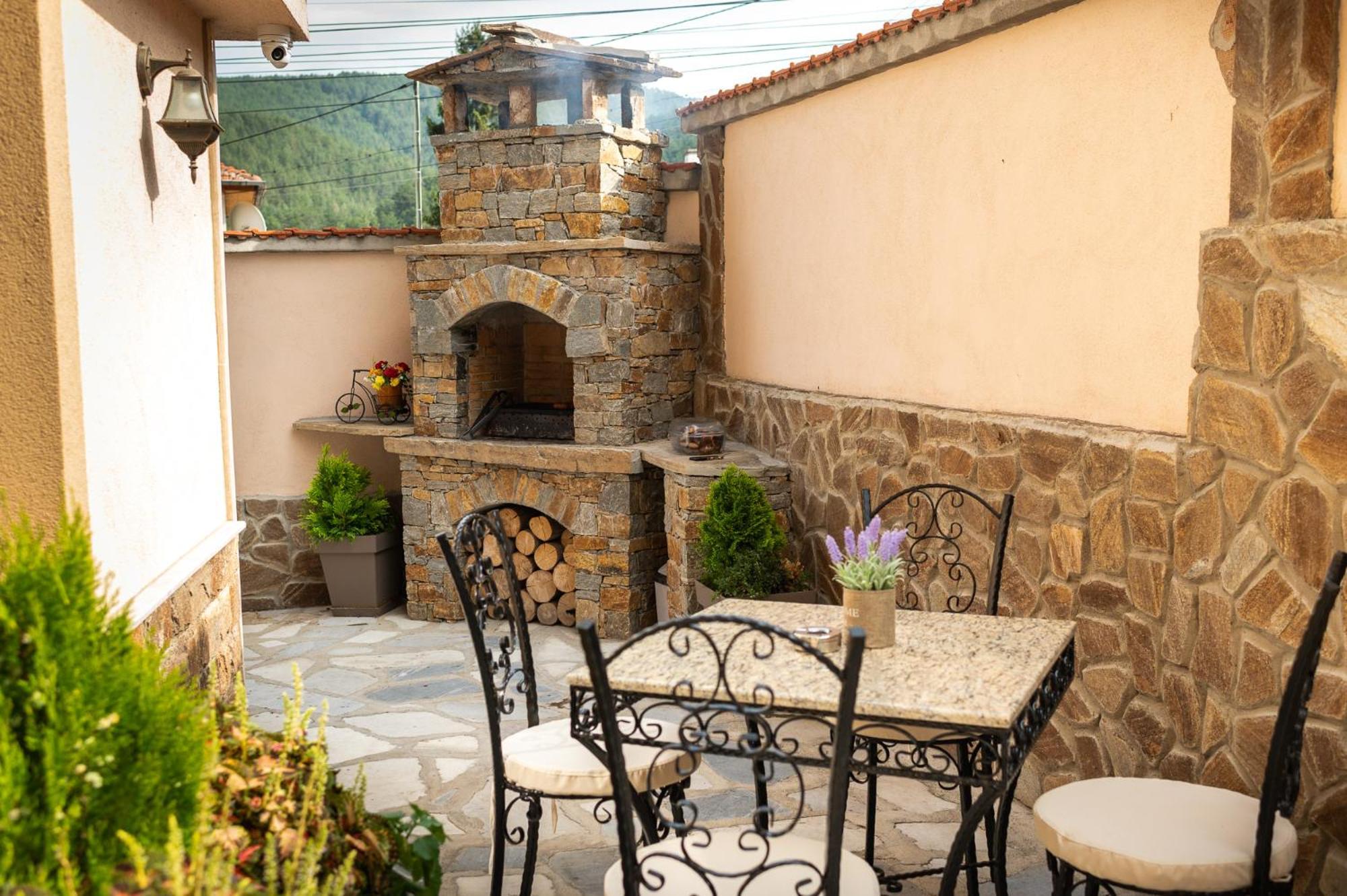 Beluga Guest House Welingrad Exterior foto